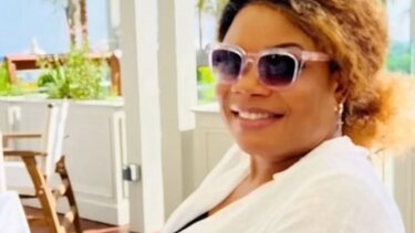 Βερόνικα Αντετοκούνμπο: Ήταν πολύ δύσκολο που άφησα πίσω στην Νιγηρία τον γιο μου