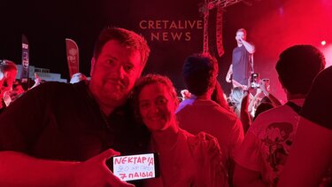 Τα 20 χρόνια γάμου, η έκπληξη του Δαμιανού στη Νεκταρία και ο Σαμπάνης