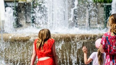 Καιρός τύπου Hot Dry Windy στη χώρα: Οι περιοχές που βρίσκονται στο «κόκκινο» για φωτιές