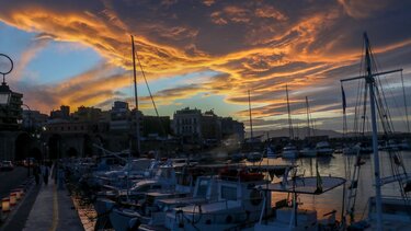 "Κληρώνει" για το Λιμάνι του Ηρακλείου - Στην Oλομέλεια της Βουλής η σύμβαση με τον όμιλο Grimaldi