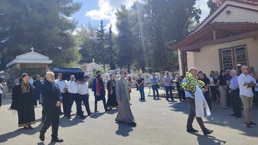 Συγκίνηση στο «τελευταίο αντίο» του Γιώργου Σγουράκη