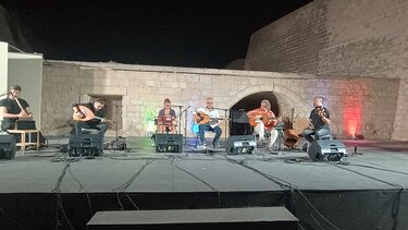 Ο Βασίλης Ξυλούρης και η Μαρία Σταυρακάκη μαγνήτισαν το κοινό