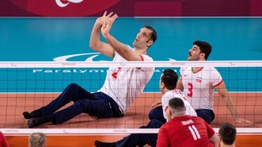 Παραολυμπιακοί Αγώνες: Ο δεύτερος ψηλότερος άνθρωπος στον κόσμο αναγκάζεται να κοιμάται στο πάτωμα