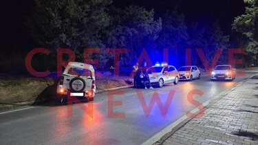 Τροχαίο τη νύχτα με έναν τραυματία στον Εσταυρωμένο