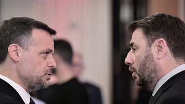 Εκλογές ΠΑΣΟΚ: Ανδρουλάκης-Δούκας στον δεύτερο γύρο 