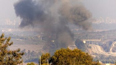 Ισραήλ: Σειρήνες και εκρήξεις ακούγονται στην Ιερουσαλήμ