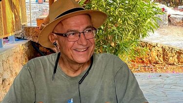 Ο Μιχάλης νίκησε και είναι εδώ!