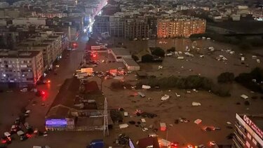 Εικόνες βιβλικής καταστροφής άφησαν πίσω τους οι πλημμύρες στην Ισπανία - Τουλάχιστον 51 νεκροί