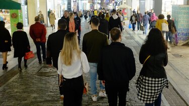 Εθνικό Σχέδιο Δράσης για το Δημογραφικό: 5 άξονες, 100 δράσεις και 20 δισεκ. ευρώ την επόμενη 10ετία