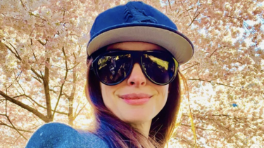 Αν Χάθαγουεϊ: Ζήτησε συγγνώμη από δημοσιογράφο για απαξιωτική συμπεριφορά