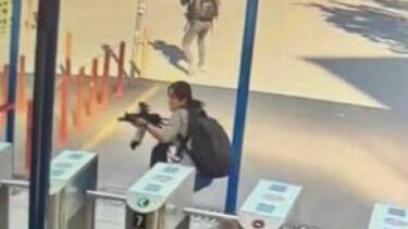 Στην τρομοκρατική επίθεση απάντησε η Τουρκία: Βομβάρδισε θέσεις του PKK Συρία και Ιράκ