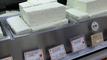 Το 82% των καταναλωτών προτιμάει επώνυμη φέτα 