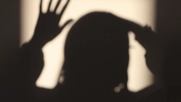 Κακοποίηση Βιασμός