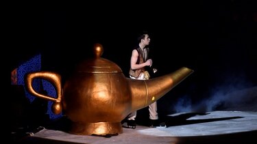 Αλαντίν, Θεατρική παράσταση, Ηράκλειο