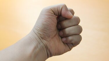 Ξυλοδαρμός, γροθιά