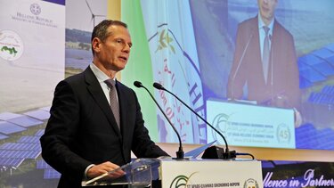 Μάνος Μανουσάκης 