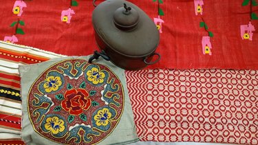 Έκθεση, υφαντά