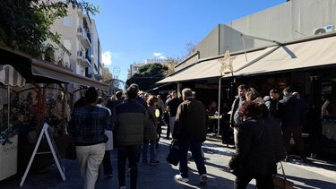 Δεν έπεφτε... καρφίτσα στο κέντρο του Ηρακλείου! - Δείτε φωτογραφίες