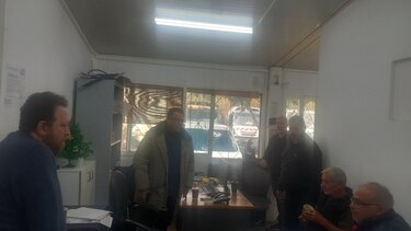 Περιοδεία κλιμακίου του ΚΚΕ στην υπηρεσία καθαριότητας του Δήμου Μαλεβιζίου