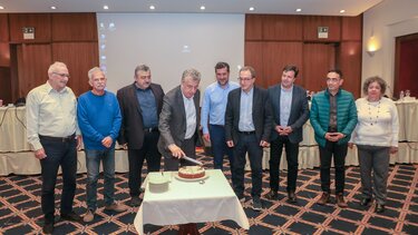 κοπή πίτας, Περιφερειακό συμβούλιο