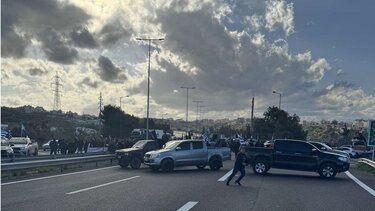 Από την Περιφέρεια Κρήτης στην εθνική οι αγροτοκτηνοτρόφοι- Φωτογραφίες & βίντεο