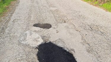 Επιδιόρθωσε λακκούβες ο Ενιαίος Αγροτικός Σύλλογος Ιεράπετρας