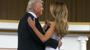 Ντόναλντ Τραμπ, Χορός