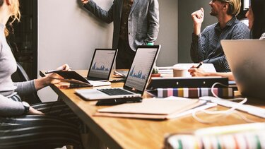 Επιχείρηση Εργασία