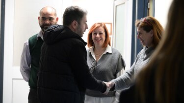 Επίσκεψη Νίκου Ανδρουλάκη στο νοσοκομείο Σάμου