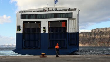 Σαντορίνη επιστρέφουν