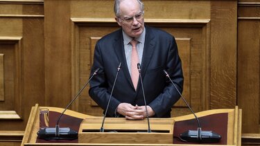 Ο Κωνσταντίνος Τασούλας στη Βουλή