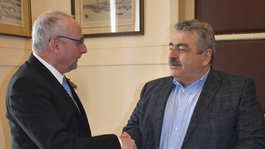 Πρέσβης, Ισραήλ