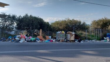 Οδός Ούλοφ Πάλμε, σκουπίδια