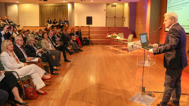 Δήμαρχος, Συμπόσιο