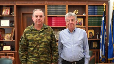 Αρναουτάκης Δρακόπουλος