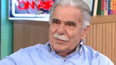 Βασίλης Σκουλάς 