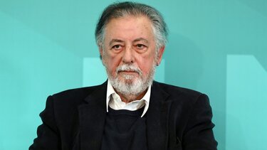 Γιάννης Πανούσης