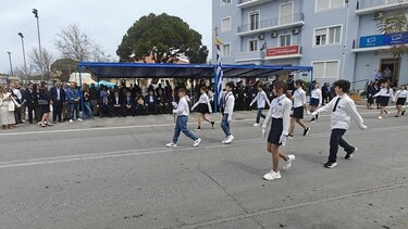 Με λαμπρότητα και στα Χανιά οι εκδηλώσεις για την 25η Μαρτίου - Δείτε φωτογραφίες από την παρέλαση