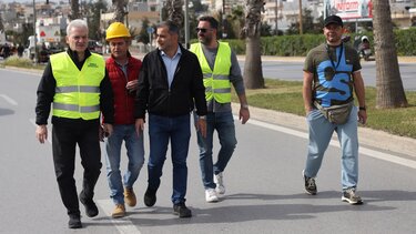 Πυλώνες, Αντικατάσταση