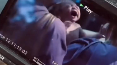 μωρό, γέννηση