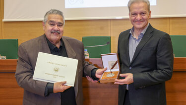 Απονεμήθηκε το «Βραβείο Ηθικής Τάξεως» στο Μηνά Μαυροειδή