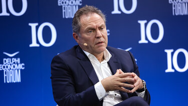 Ευτύχιος Βασιλάκης: Ψευδοδίλημμα το «βιομηχανία ή τουρισμός»