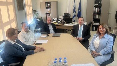 Καφέ Μαρίνα, Συμφωνία, Ηράκλειο