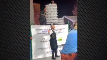 Ποτήρια στο κεφάλι