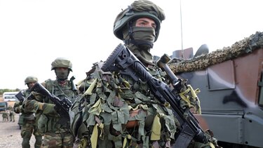 Στρατός Στρατιώτες