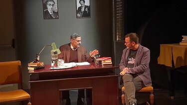 Αντώνης Μποσκοΐτης, Θεατρική παράσταση