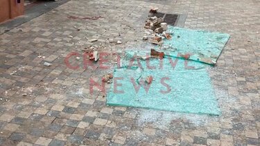 Μπαλκόνι, Γυαλί