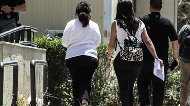 Δημοσιογράφος απάτη ταξίδια