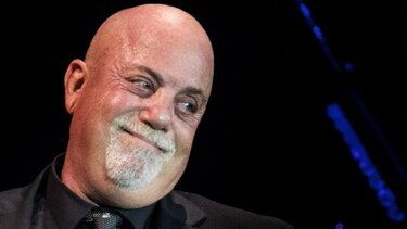 Ο Μπίλι Τζόελ ακυρώνει συναυλίες, καθώς διαγνώστηκε με εγκεφαλική διαταραχή