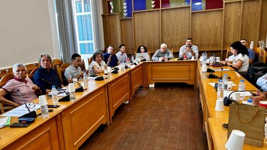 epitropi perivallontos